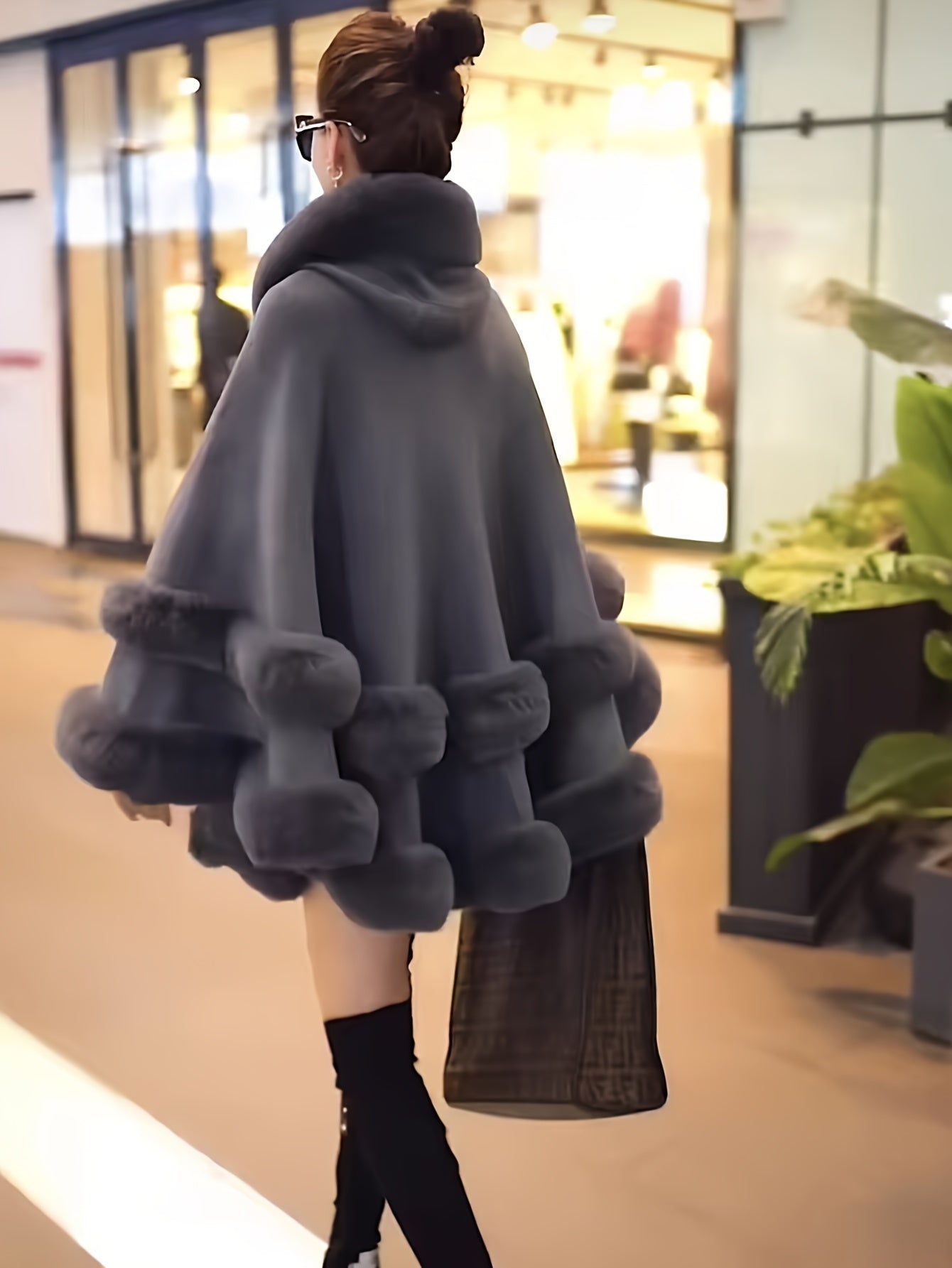 Cape-Manteau Oversize avec Capuche pour Femmes | Idéal pour l’Automne et l’Hiver